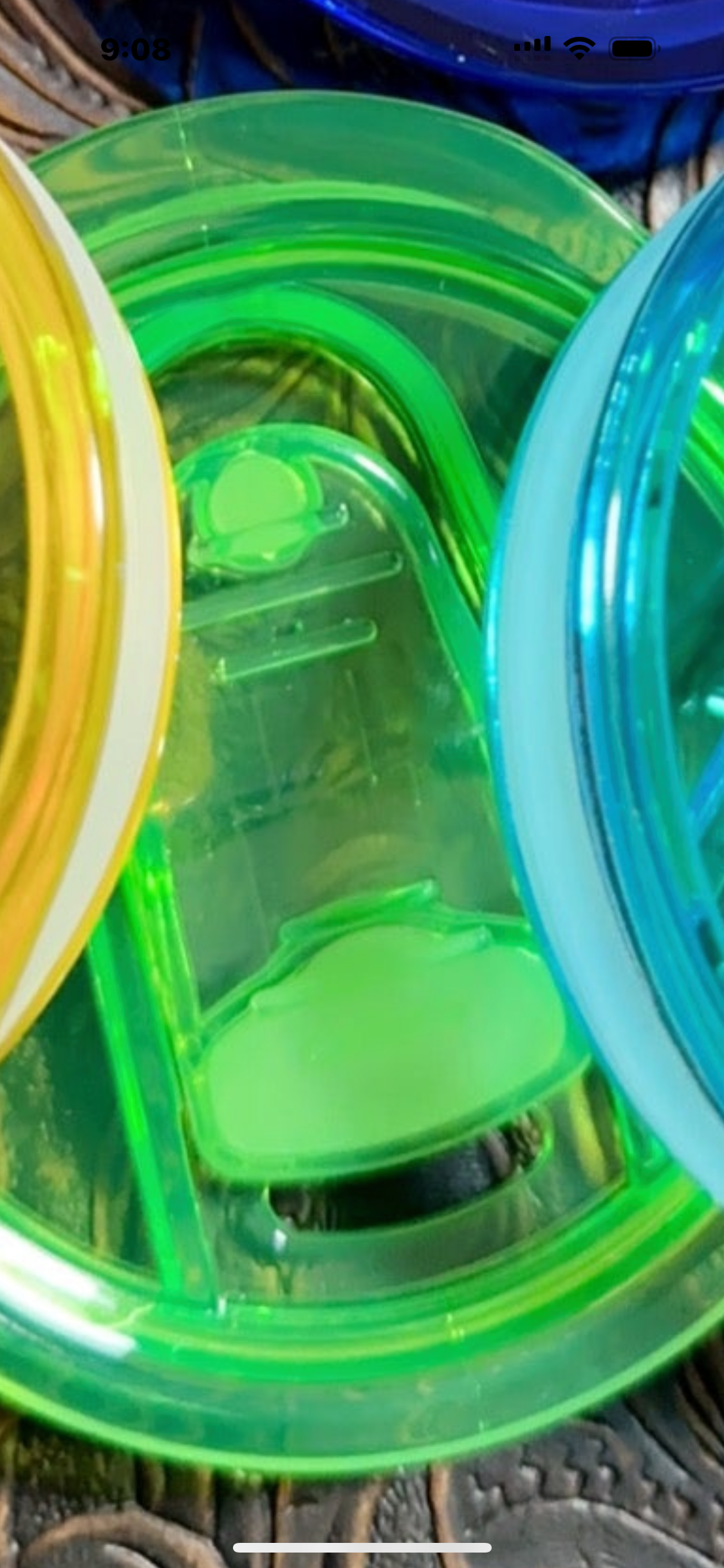 COLORFUL LIDS